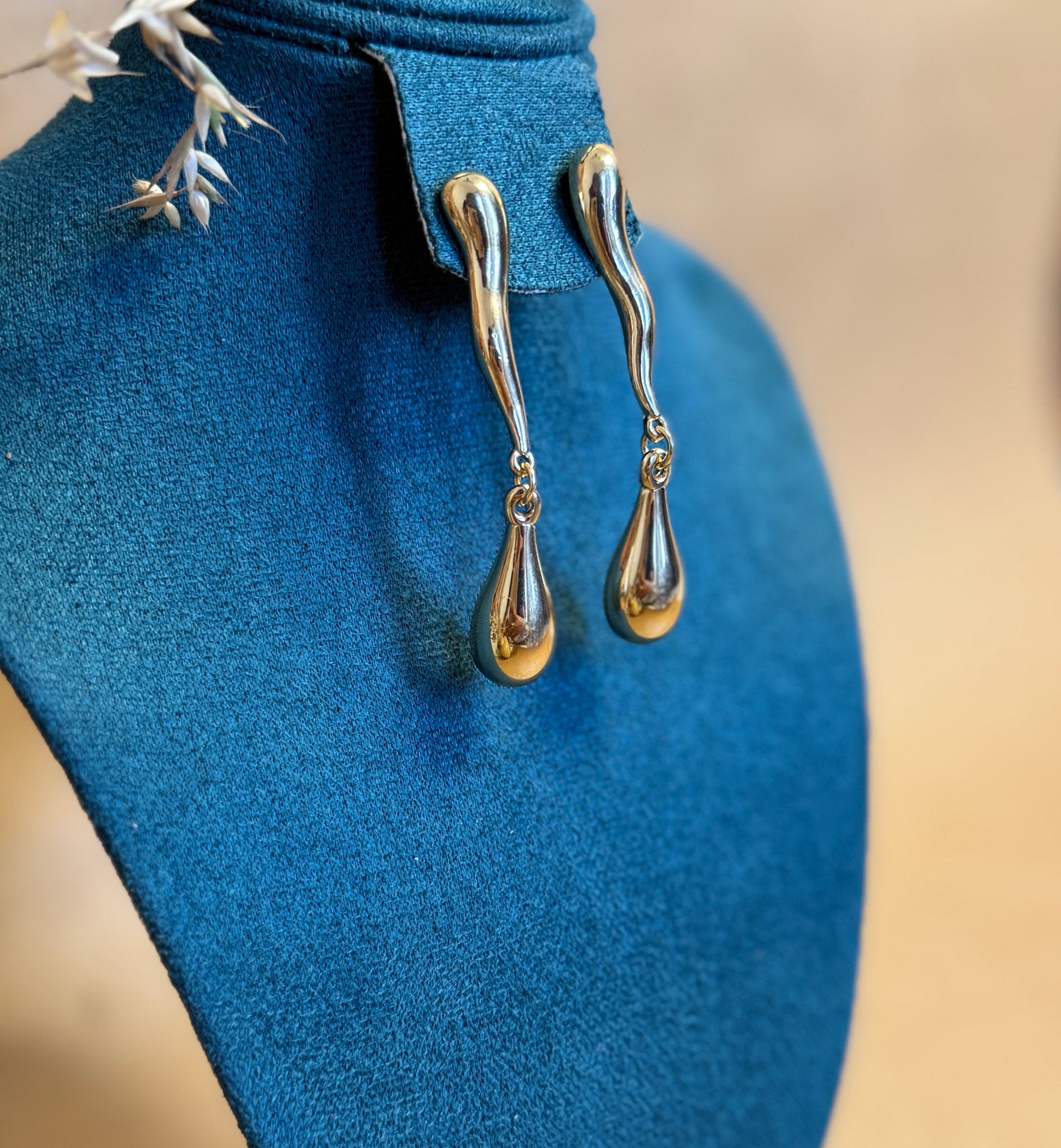 tryraaha Elegant Water Drop Minimalist Anti-tarnish Drop Earrings